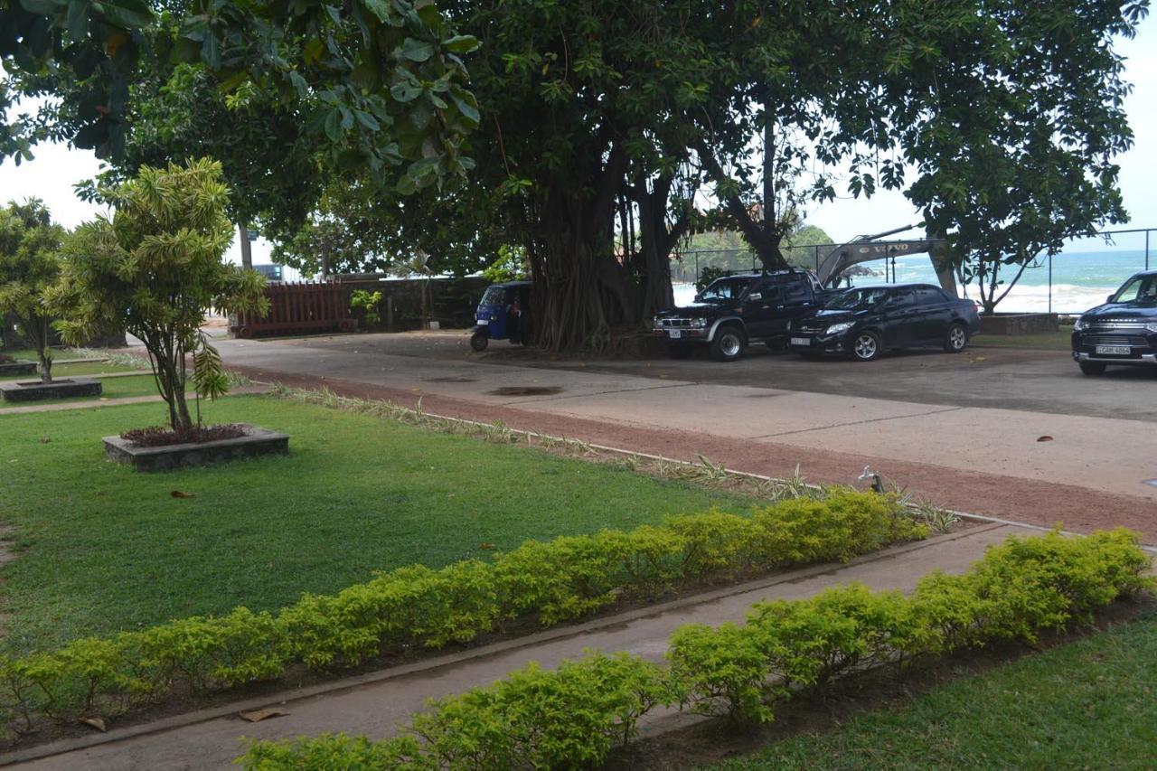 Rest House Matara Hotel Exterior foto
