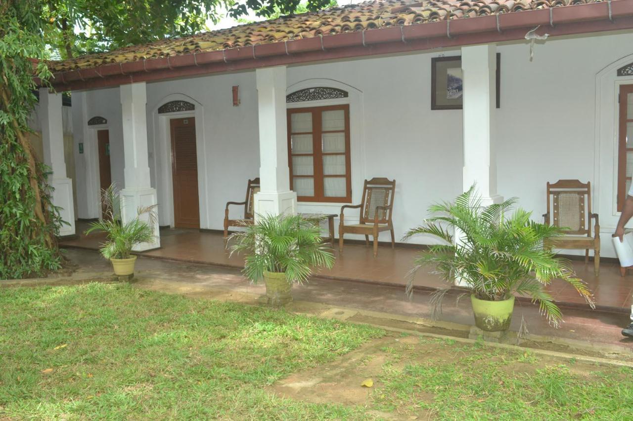 Rest House Matara Hotel Exterior foto