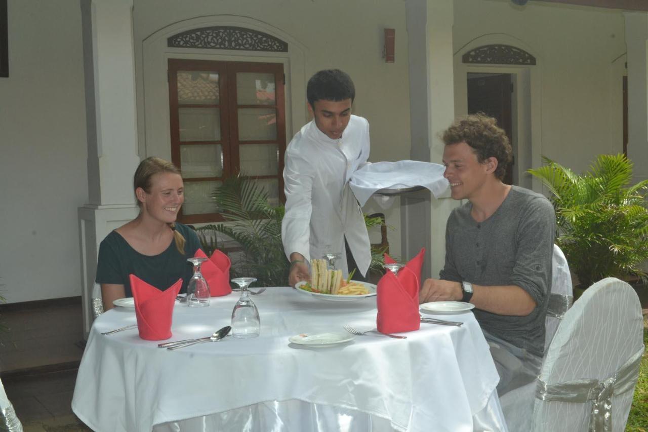 Rest House Matara Hotel Exterior foto