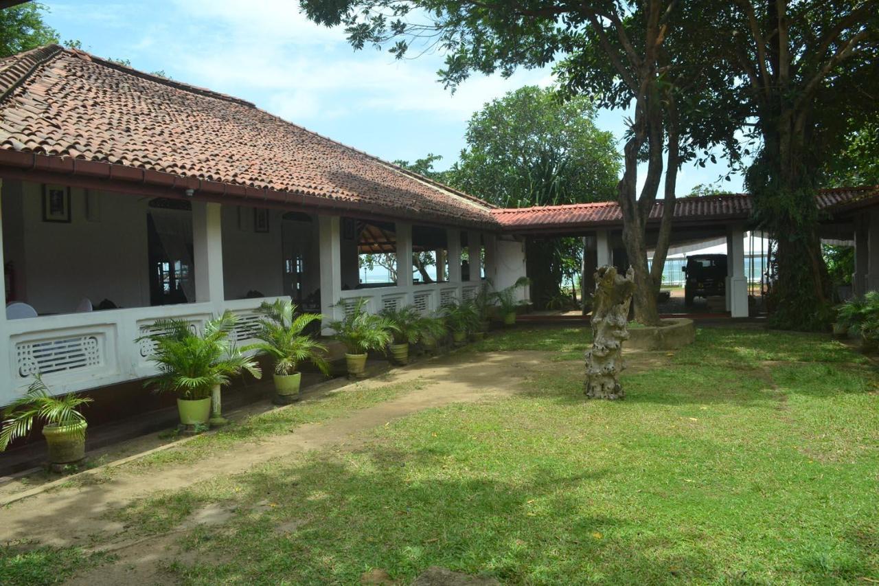Rest House Matara Hotel Exterior foto