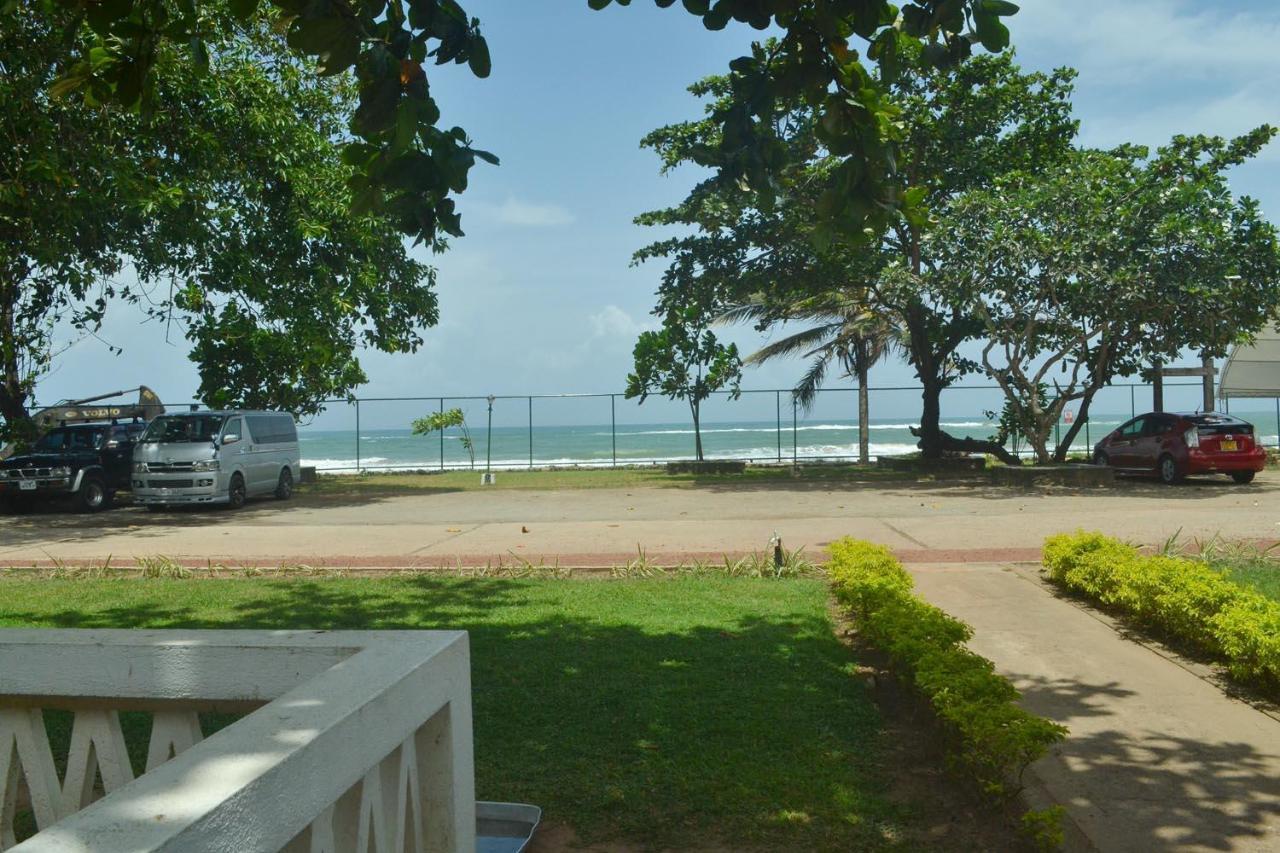 Rest House Matara Hotel Exterior foto